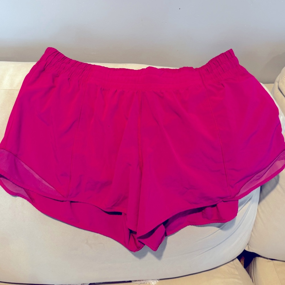 Lululemon hotty hot shorts. Size 14 hot pink